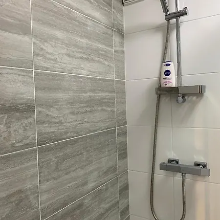 Serviced One-bedroom Southmead Hospital Mod Airbus *